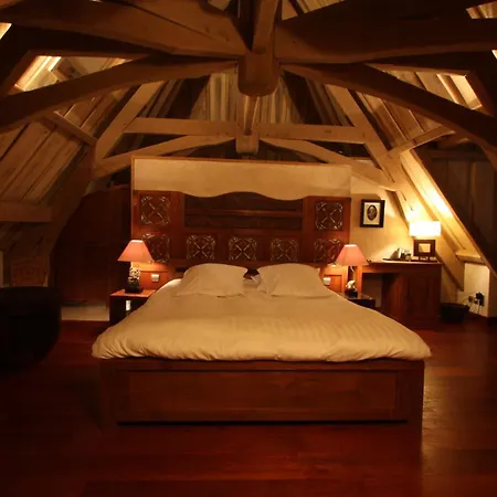 Hotel Manoir Des Indes, The Originals Relais